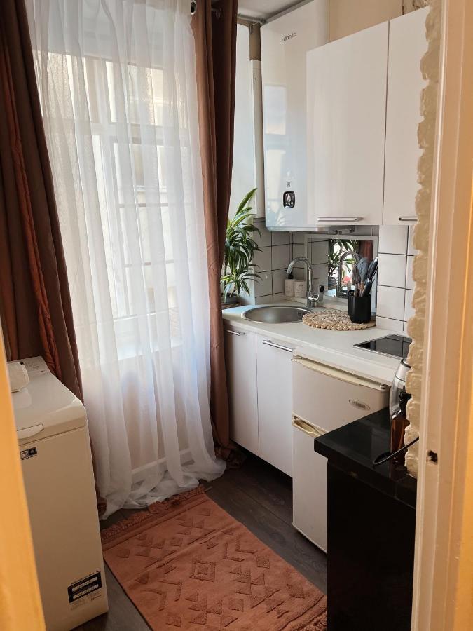 Cozy Apartment In Tallinn Old Town, Great Location ภายนอก รูปภาพ